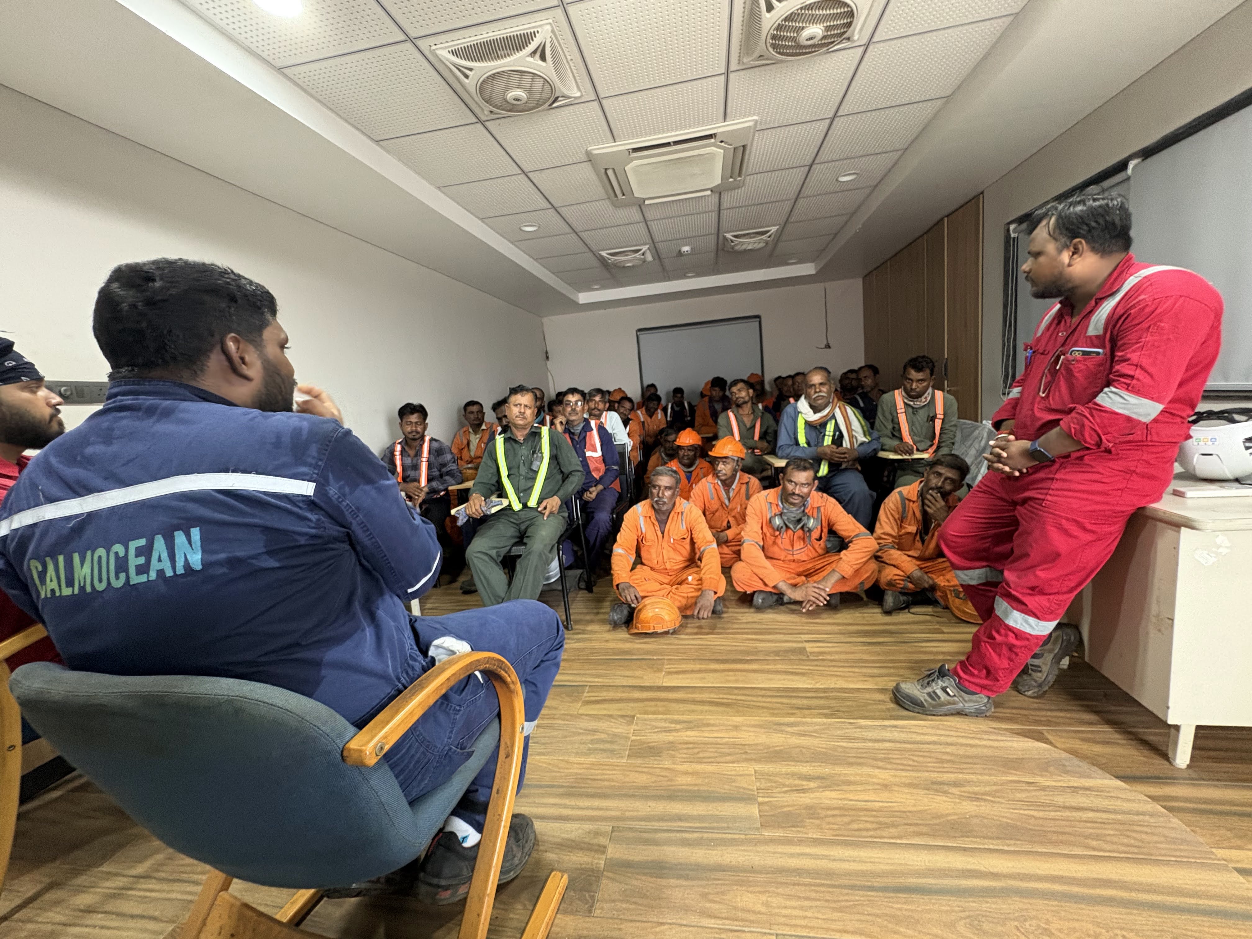 Calmocean supervisor providing training to ship recycling team